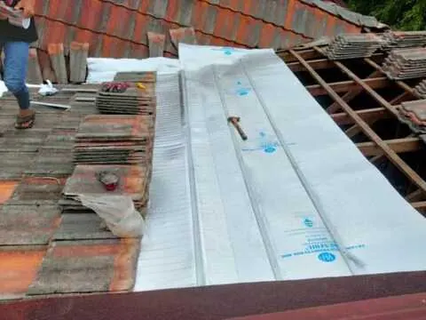 Re-installing roof tiles - JS STAR